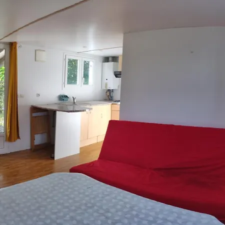 Κάμπινγκ Camping Du Hameau De Nouste Temps Castelnau-Magnoac